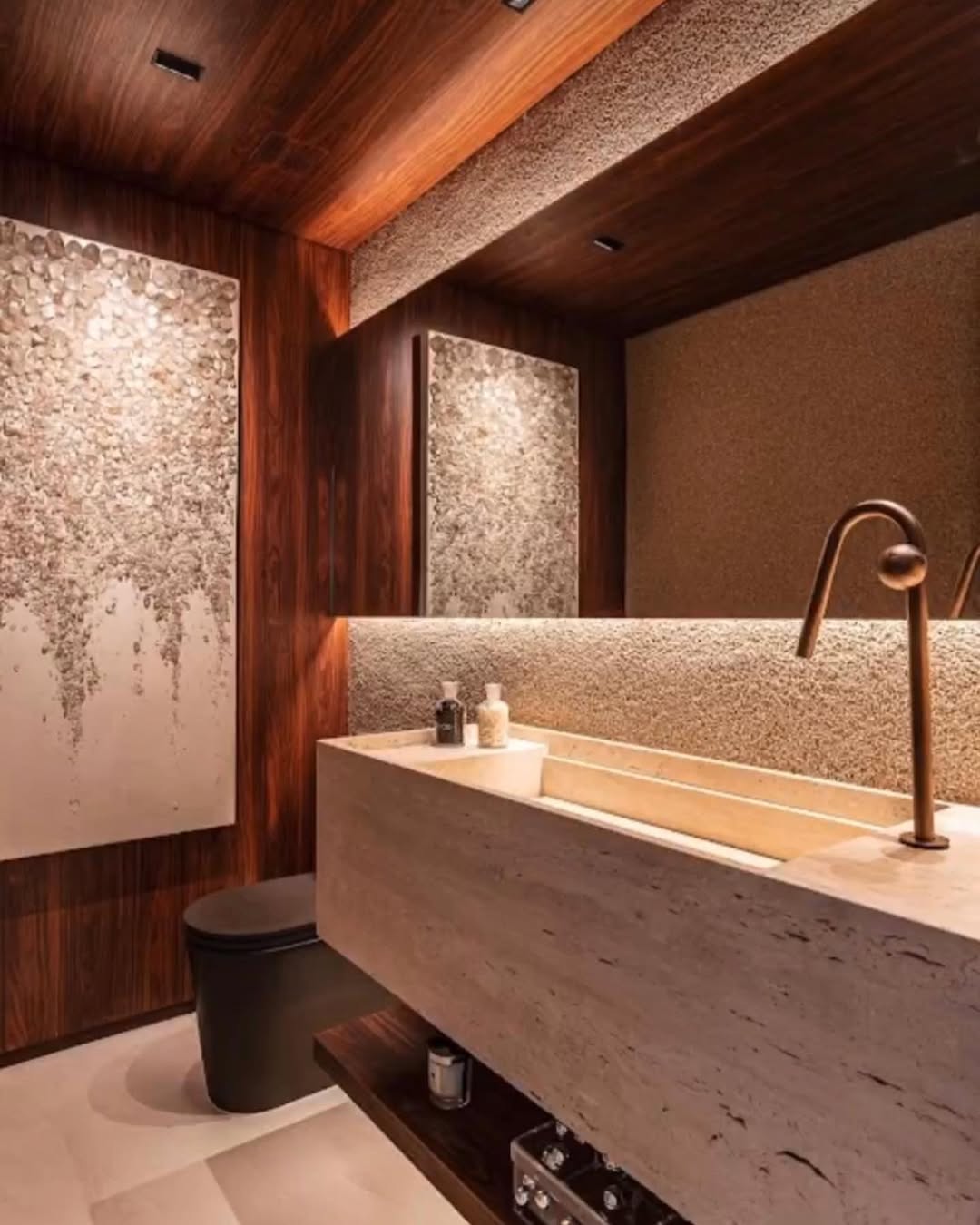 Lavabo sofisticado em mármore travertino